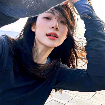 校园女生强袭者